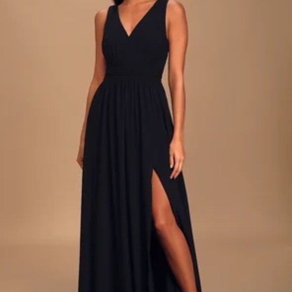 Lulu's Thoughts of Hue Black Surplice Maxi